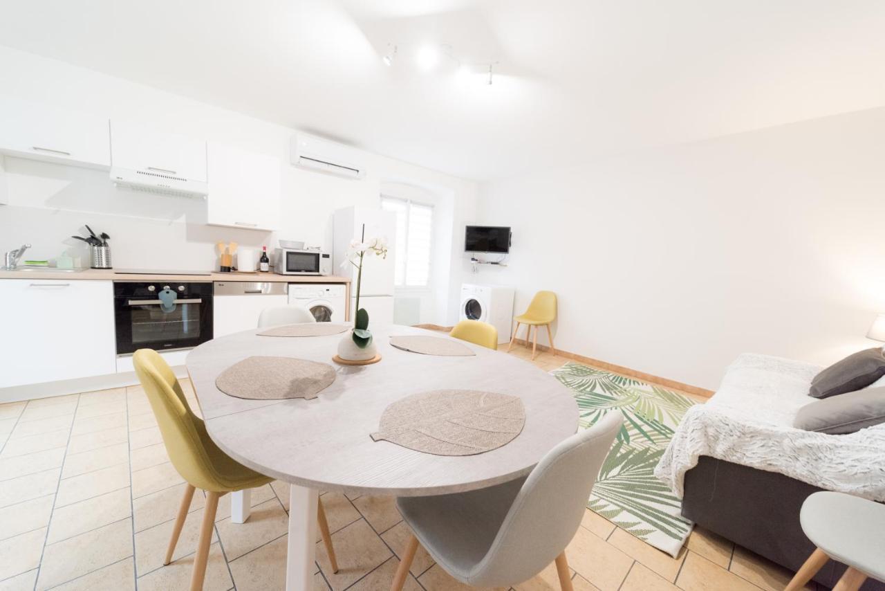 Ravissant Triplex Et Duplex Au Centre De Pont St Esprit Apartman Kültér fotó